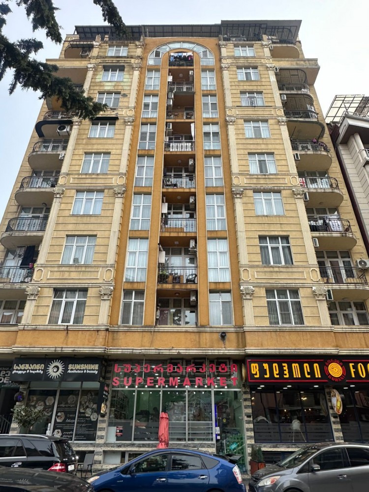 FOR SALE | იყიდება 3 ოთახიანი ბინა ბათუმში