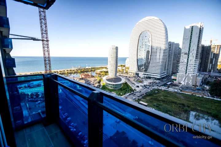 Продается квартира, в блоке Д2 гостиничного комплекса Орби Сити в Батуми.